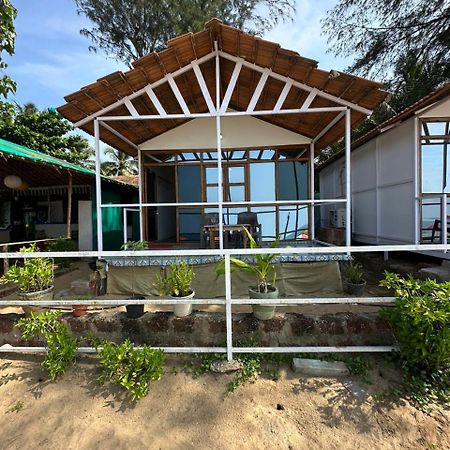 Mountain Palm Patnem Beach Exterior foto